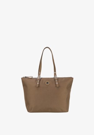 Braune Tragetasche mit zwei Schulterriemen, silbernen Schnallen, einem Reißverschluss oben und einem runden Logo-Emblem in der vorderen Mitte.