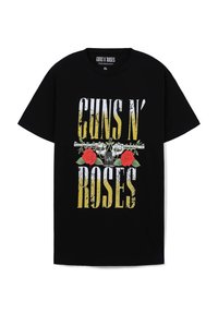 T-shirt nera in cotone con la scritta "GUNS N' ROSES" in giallo e bianco invecchiato, accompagnata da un grafico di rose e un revolver sottostante.