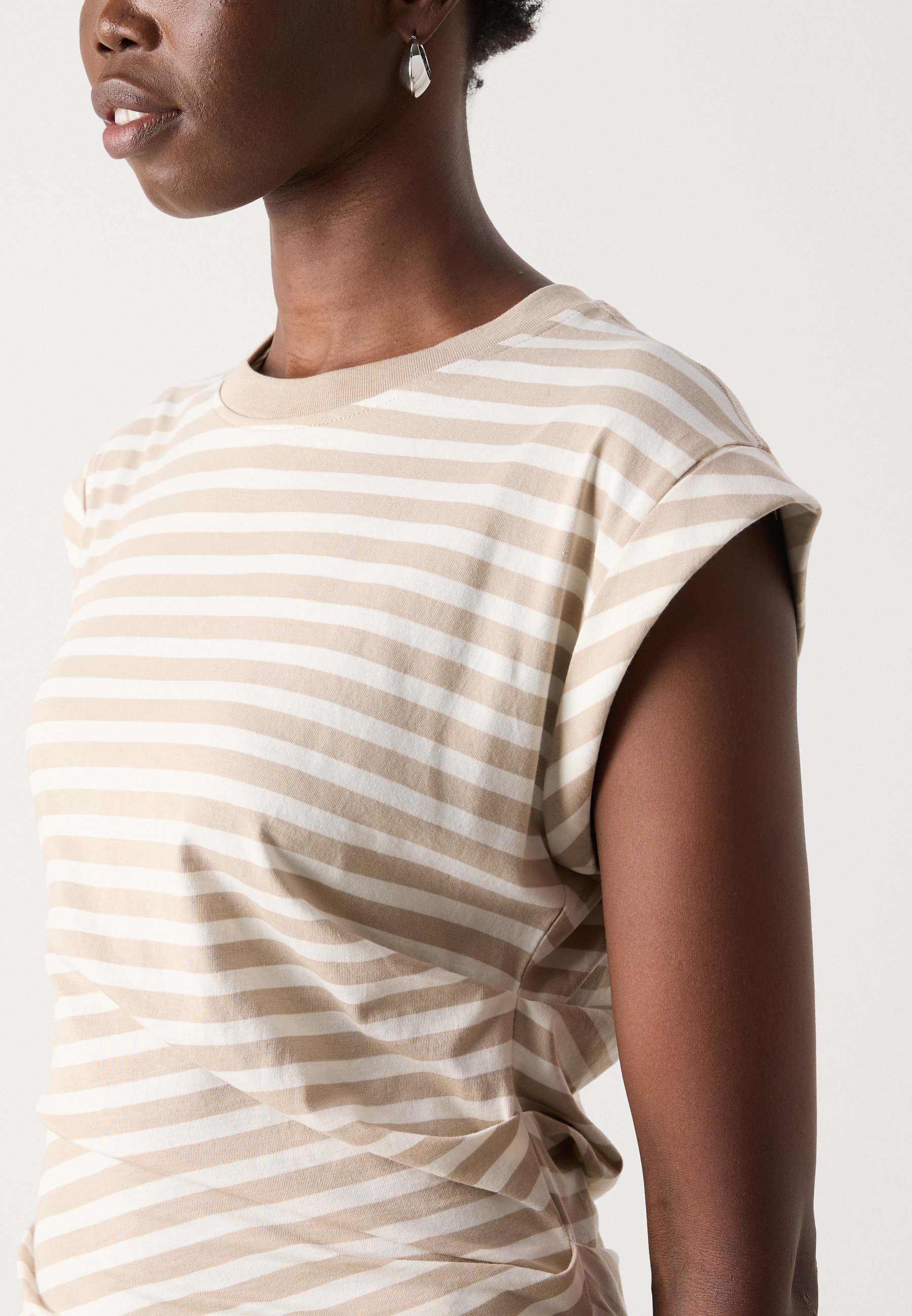 売れ筋商品|||ボス Tシャツ レディース トップス EPKA STRIPED - Print T-shirt - open miscellaneous BOSS EPKA STRIPED - Print T-shirt - open miscellaneous/sand