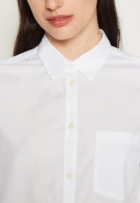 GAP CLASSIC SHIRT - Πουκαμίσα με κουμπιά - optic white