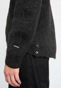 Manastash ABERDEEN KURTIGAN - Chaqueta de punto - black