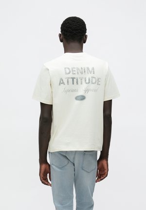 JJEDOVER GRAPHIC TEE CREW NECK - Nyomott mintás póló - antique white