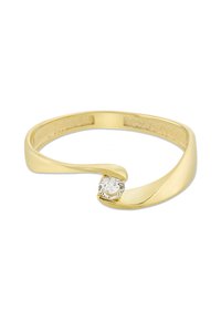 Bague en or avec un design torsadé lisse tenant un seul diamant rond au centre.