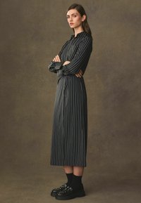 Next PINSTRIPE TALL REGULAR FIT - Paitamekko - black white stripe