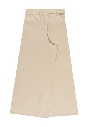 Gonna beige di media lunghezza con design a portafoglio, vita elastica e piccolo dettaglio logo metallico vicino al bordo superiore su sfondo bianco.