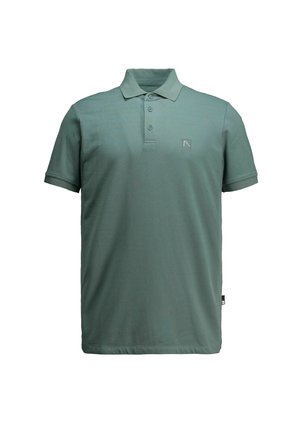 Grünes Polohemd mit kurzen Ärmeln, drei Knöpfen und einem kleinen gestickten Logo auf der linken Brust.