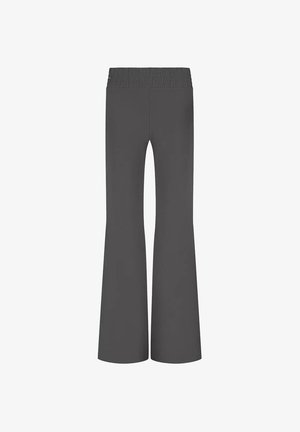 Grau ausgestellte Hose mit einem gesmokten Bund, aus weichem Material gefertigt, mit einer glatten Textur und einer taillierten Silhouette, die an den Knöcheln weiter wird.