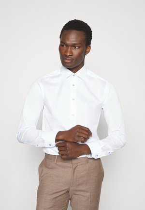SIGNATURE TWILL - Formal shirt - white