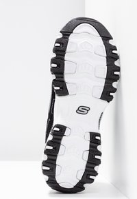 Skechers Sport D'LITES - Trainers - black/white/silver