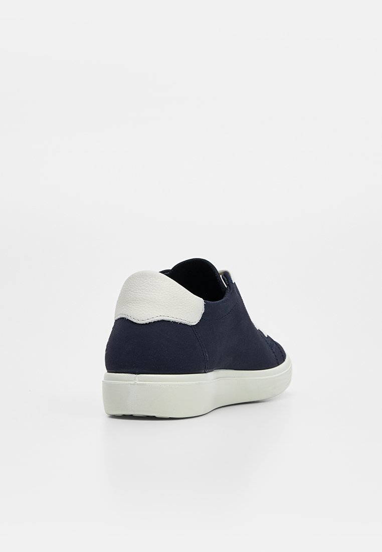 Sneaker low