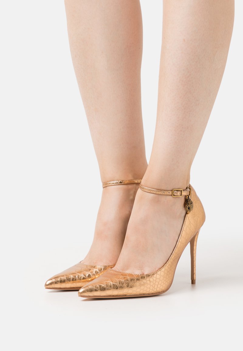 Kurt Geiger London SHOREDITCH Pumps gold/goldfarben Zalando.de