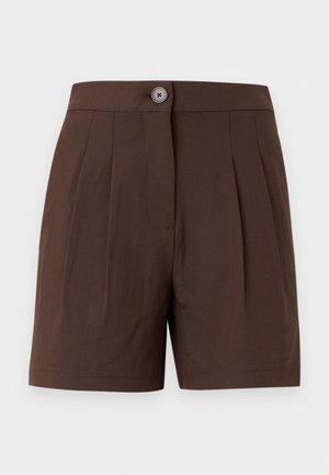 Καφέ σορτς ψηλόμεσο με κλείσιμο εμπρός με κουμπιά και πιέτες, κατασκευασμένο από λείο ύφασμα.