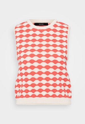 Kootud ilmavarrukatega sviiter, millel on lainemuster koralli ja kreemika värviga. Kootud kangas on tekstuurse pinnaga ja ümmarguse kaelusega.