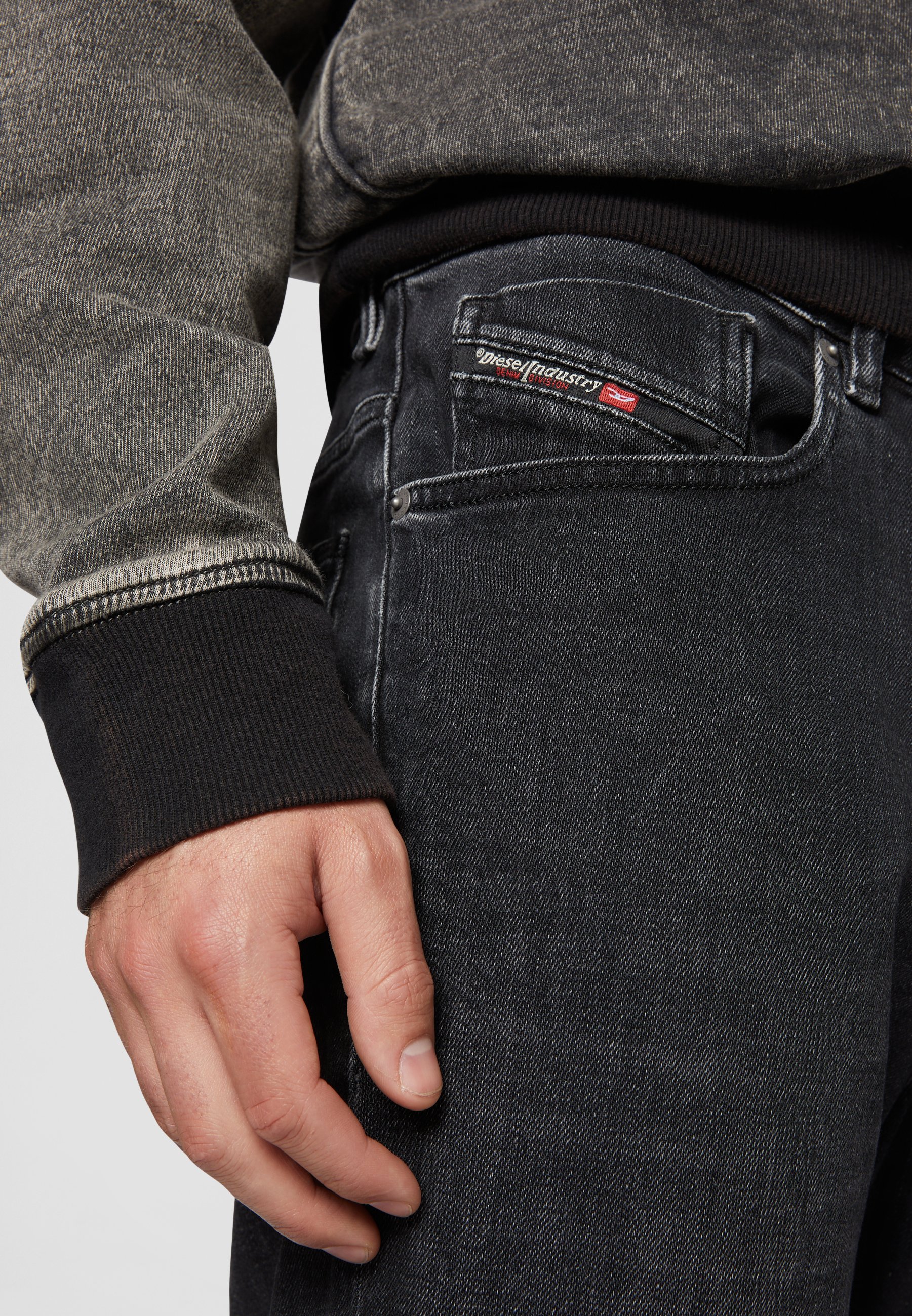 Diesel D-FINING - Straight leg jeans - 09b83 02/black denim - Zalando.co.uk