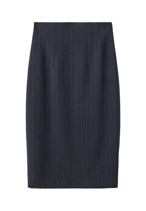Falda lápiz hasta la rodilla de color azul marino oscuro con finas rayas verticales y dobladillo recto.