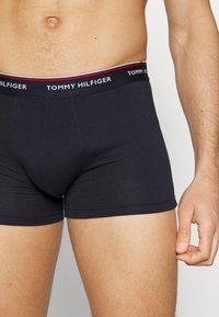 Tommy Hilfiger PREMIUM ESSENTIALS TRUNK 3 PACK - Cuecas boxer - blue