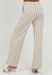 ICHI Tygbyxor - mottled beige