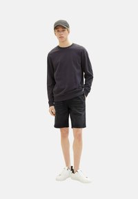 TOM TAILOR DENIM LOOSE FIT SWEAT - Shorts di jeans - used dark stone black denim