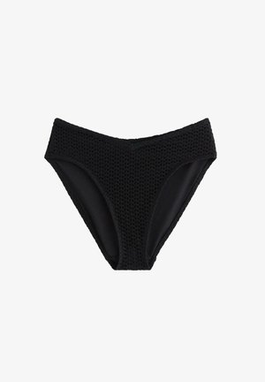 Sorte bikinibund med høj talje, tekstureret meshlag og glat for på hvid baggrund.