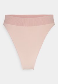 Lichtroze bikini slip met een gestructureerde, geribbelde tailleband. Gemaakt van zachte, rekbare stof, met naadloze randen voor comfort.