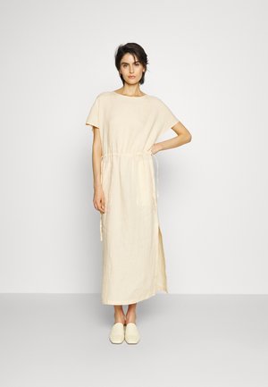 DRYKORN VILJAA - Robe de jour - orange