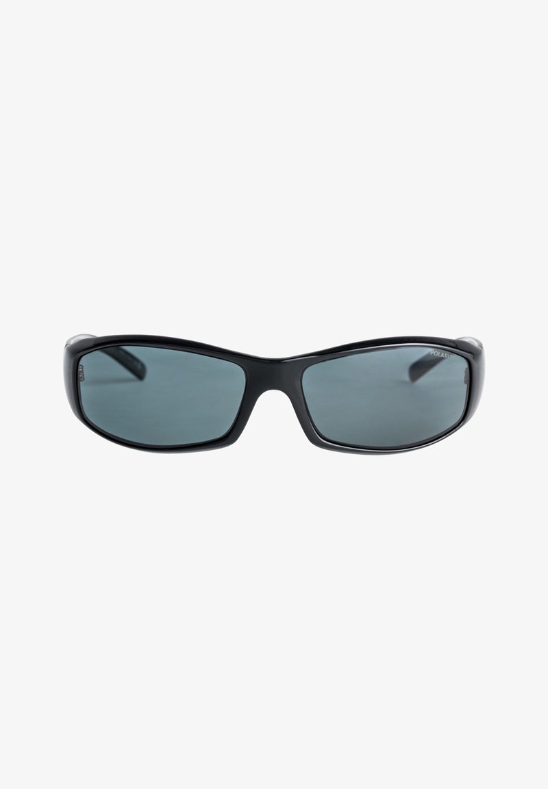 Schwarze Kunststoffsonnenbrille mit elegantem, geschwungenem Design und dunklen polarisierten Gläsern. Verfügt über glatte Kanten und keine sichtbaren Hardwaredetails.
