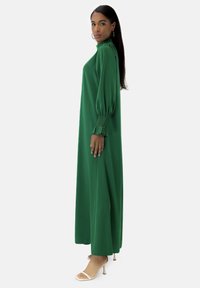Elara ABAYA - Maxiklänning - grün