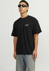 Jack & Jones JORURBAN EDGE GRAPHIC TEE SS CN SN - Print T-shirt - black