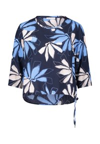 Marinebluse med 3/4 ærmer, prydet med et blåt og hvidt blomstermønster, rund halsudskæring og en bindedetalje ved kanten. Blød stofstruktur.