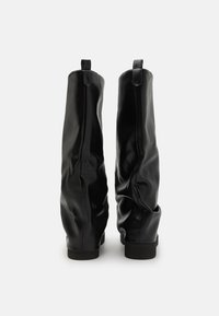 RAID ALINNI - Škornji s platformo - black