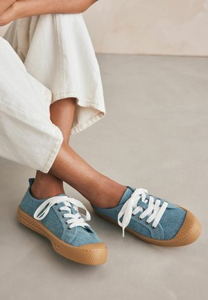 Next Forever Comfort Regular Fit - Sportcipő - denim