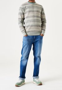 Garcia Stickad tröja - light green