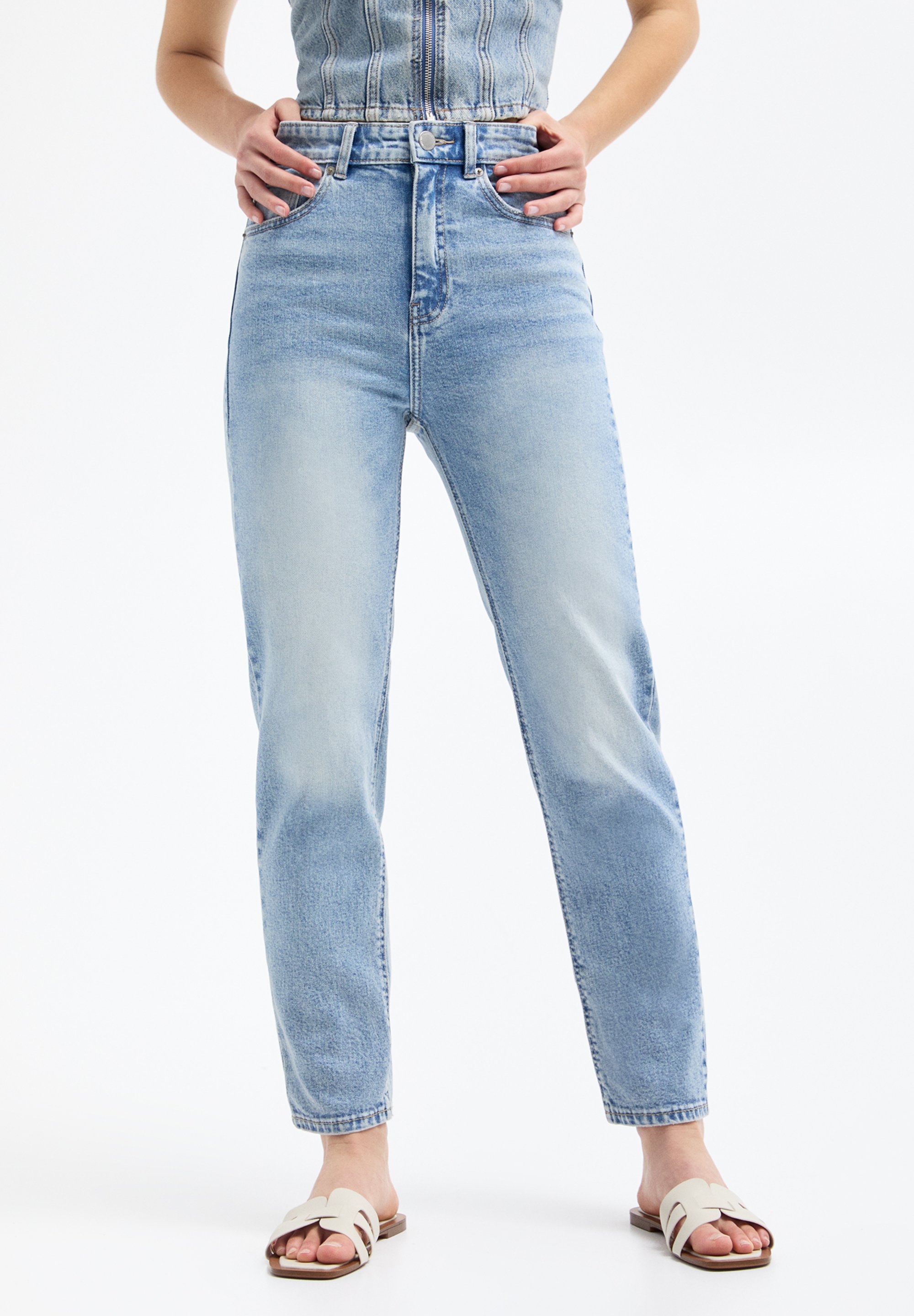 Noisy May Nmkaty Mom Jeans Vita Alta – Slim Az172lb Noos – Jeans Donna Elasticizzati