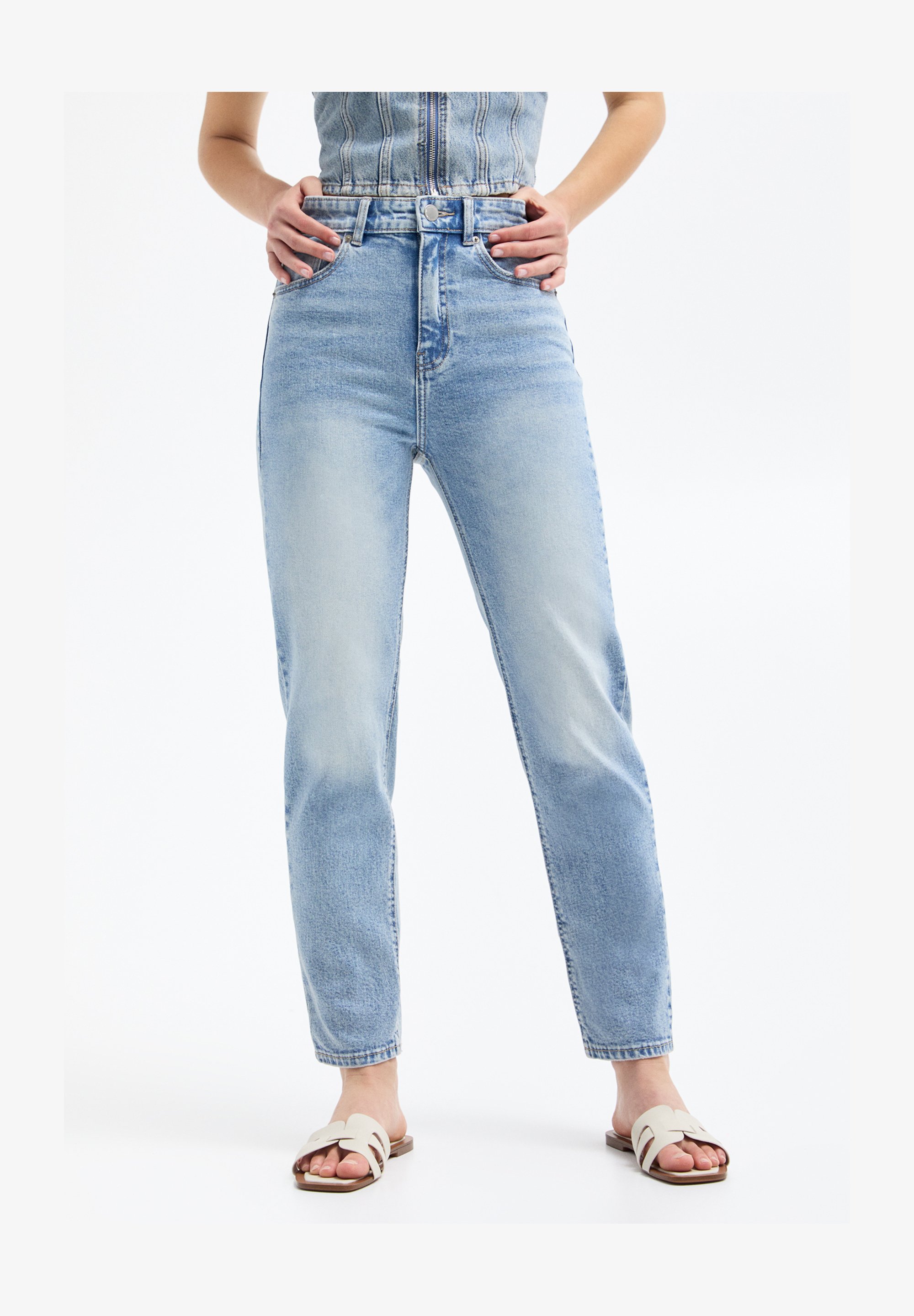 Noisy May Nmkaty Mom Jeans Vita Alta – Slim Az172lb Noos – Jeans Donna Elasticizzati