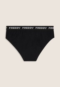 Calzoncillo negro de algodón con una amplia cintura elástica con la marca "FREDDY" repetida en blanco. Textura suave y forma clásica de ropa interior.