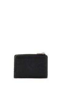 Portafoglio in pelle nera con chiusura a zip, texture liscia, forma rettangolare e una tasca laterale per carte o contanti.