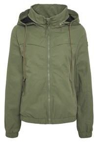 Grøn letvægtsjakke med lynlås foran, snørejusterbar hætte, to lynlåslommer foran og elastiske manchetter. Fremstillet af holdbart stof med glat tekstur.