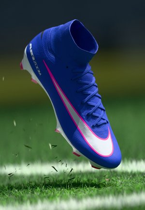 ZM 10 PRO FG - Μπότες ποδοσφαίρου για σταθερό έδαφος - racer blue/white