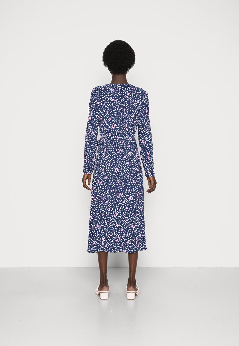 Damen Freizeitkleider | Marks & Spencer MIDI WRAP DRES Freizeitkleid blue mix/blau - KF55963 Damen Freizeitkleider | Marks & Spencer MIDI WRAP DRES Freizeitkleid blue mix/blau - KF55963