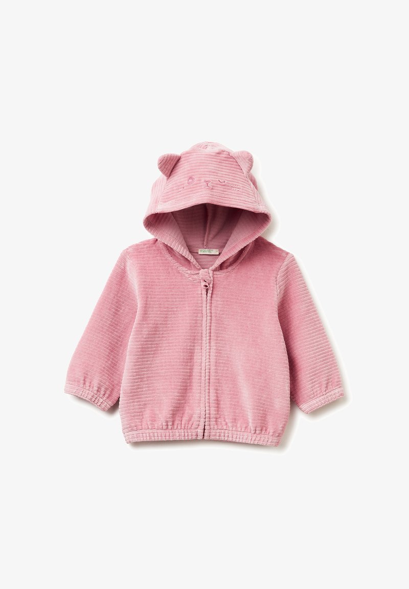 Růžová manšestrová mikina s kapucí a designem medvěda. Má zip na přední straně, krátké rukávy a strukturovanou tkaninu. Obsahuje uši a vyšívané detaily obličeje.