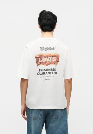 LOOSE TEE - Nyomott mintás póló - white