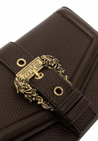 Versace Jeans Couture Clutch - marrone