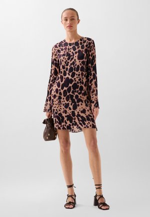 PALELEO - Vapaa-ajan mekko - animal print