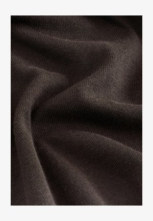 Tumepruun kudumisriie, millel on sile tekstuur, ühtlane soonikuvorm ja pehme langus. Ideaalne riiete või polstri jaoks.