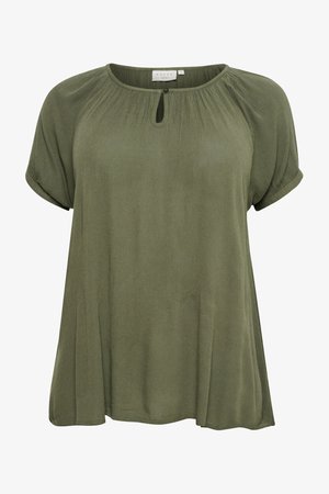 Oliiviroheline lühikeste varrukate ja ümarate kaelustega blouse, millel on volangide detailid ja eesnupp, millel on võtmeaugu sulgemine. Pehme ja voogav materjal.