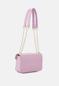 Love Moschino Axelremsväska - light pink