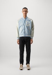 Guess Originals JACKET UNISEX - Bomber tipa jaka - coronado blue