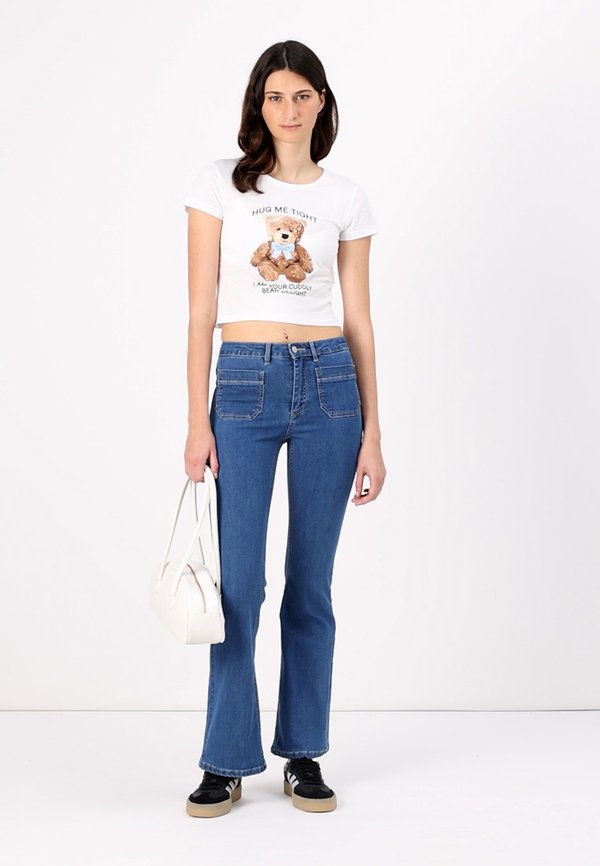 ONLWAUW POCKET FLARED BOZ - Flared Jeans3