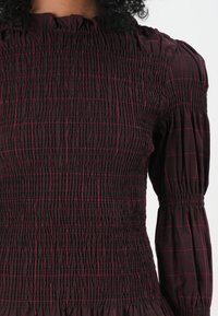 YAS YASCHEMMA - Bluza - winetasting