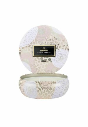 3-WICK  DECORATIVE TIN SANTAL VANILLE 340G - Doftljus - silver
